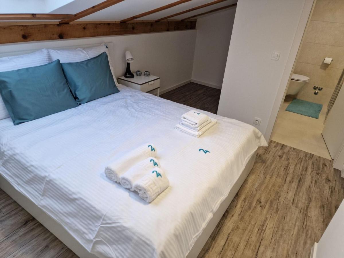 Anna24 Holidays Apartment Vantacici